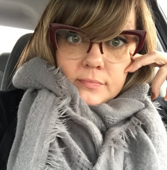 Meet your Posher, Sandra - Picture 1 of 1